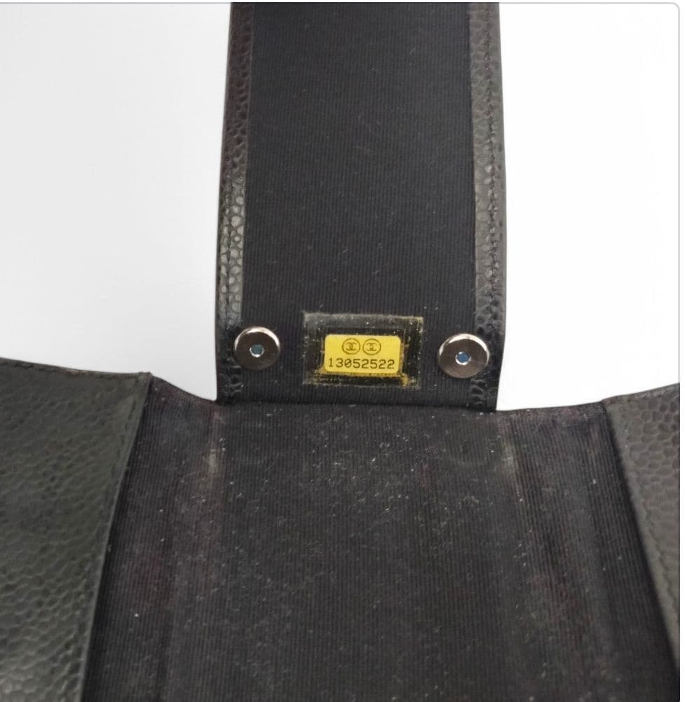 シャネル　キーケース 6連 マトラッセ　キャビアスキン ココマーク　ブラック