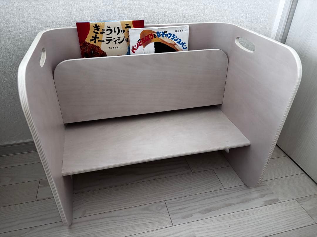 頭文字S　【超美品】HOPPL コロコロチェア & デスク アイボリー