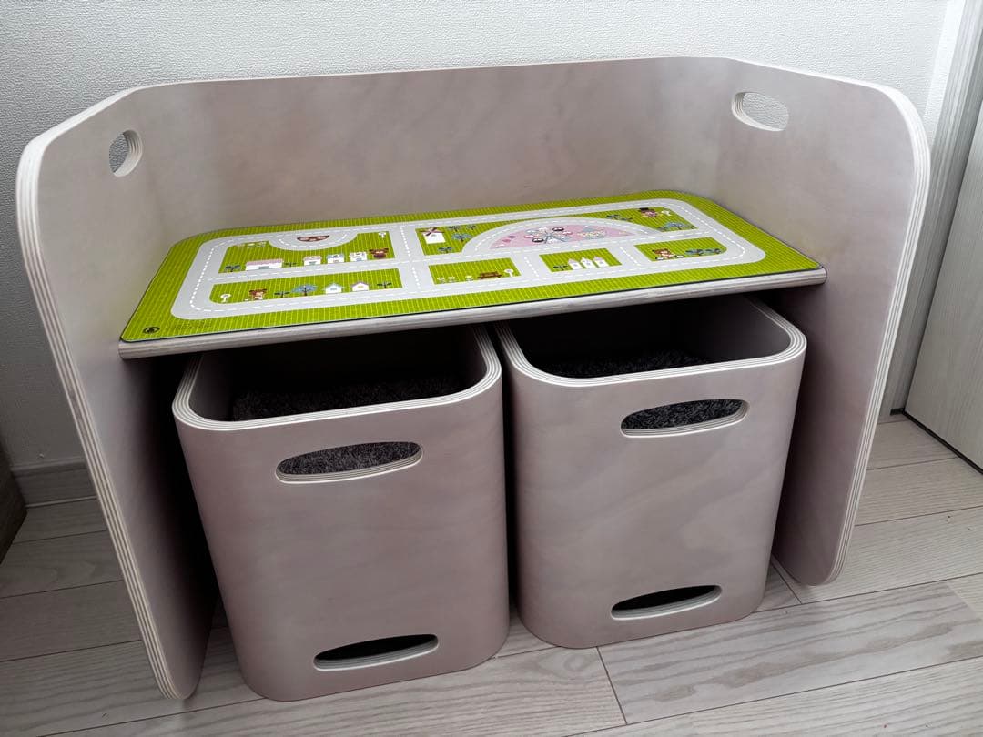 頭文字S　【超美品】HOPPL コロコロチェア & デスク アイボリー