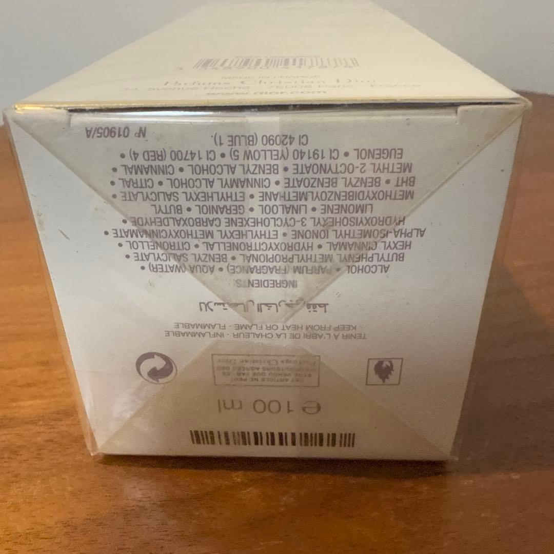 香水(女性用) Dior j'adore Eau de Parfum 100ml