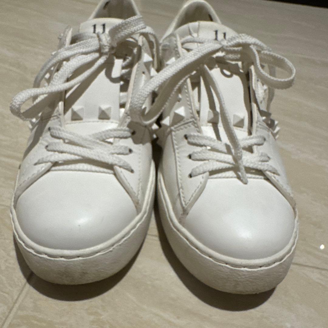 (ASK)Valentiono ロックスタッズホワイトレザーシューズ 37