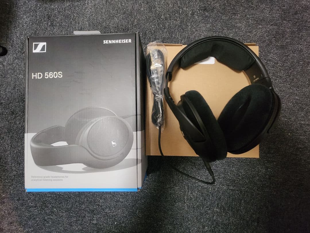 Sennheiser HD 560S 有線ヘッドホン