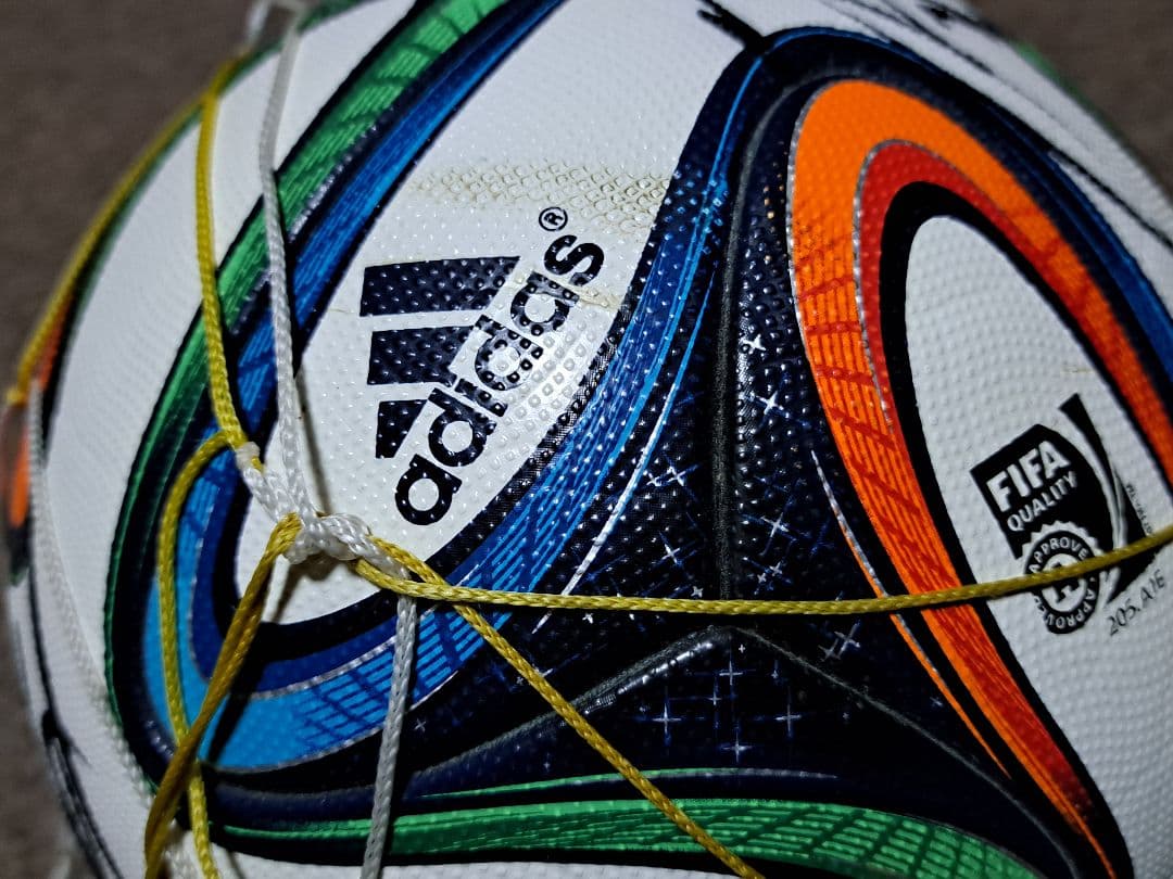 adidas ブラズーカ サッカーボール サイン入り 公式球 5号 Jリーグ