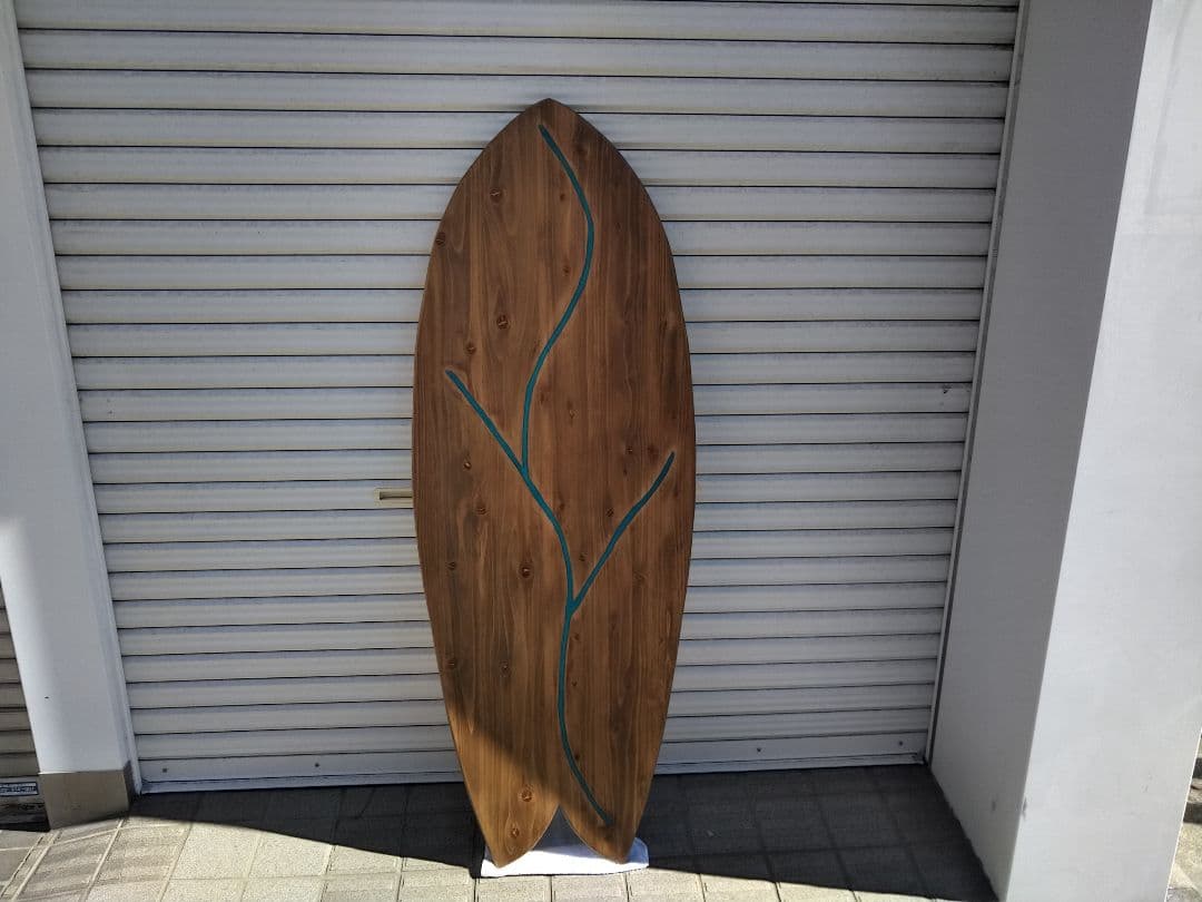 レトロフィッシュ　リバーテーブル