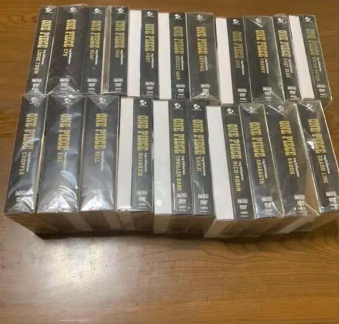 ワンピースログコレクション新品未開封 1〜23&ワンピース映画新品未開封