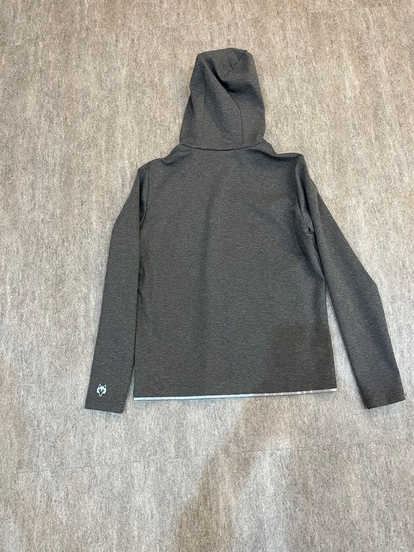 グレイソン　ゴルフ　フーディ新品