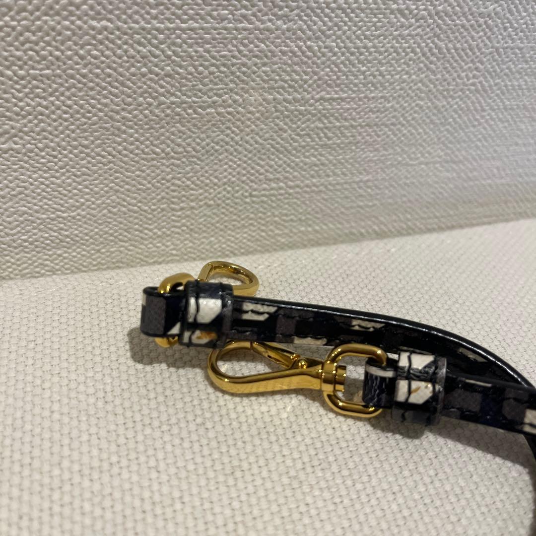 PRADA／プラダ　MINI SAFFIANO ミニサフィアーノ