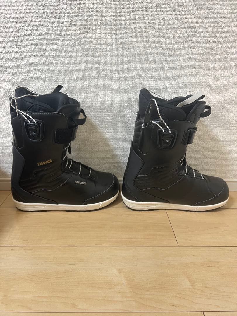 ディーラックス　エンパイアDEELUXE EMPIA26.5