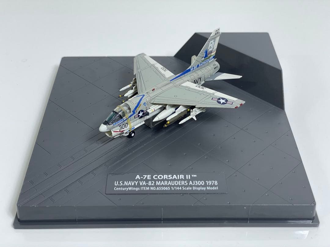 センチュリーウイングス 1/144 A-7E コルセアⅡ マローダーズ 1978