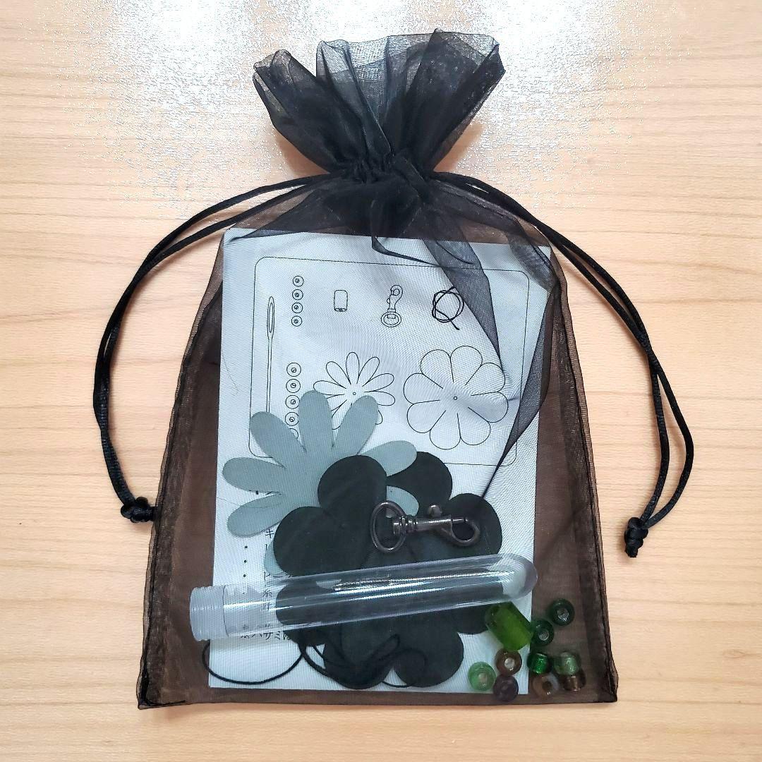 CHANEL le19m la Galerie du 19M シャネル