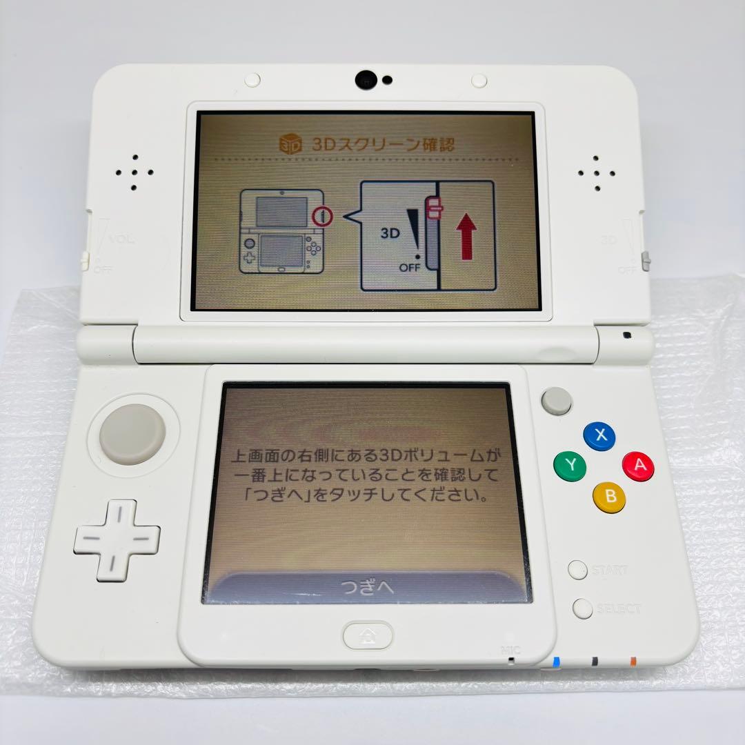 2438【極美品】Newニンテンドー3DS きせかえプレート ホワイト