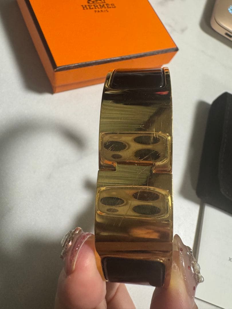 Hermesエナメルブレスレット 《クリックH》