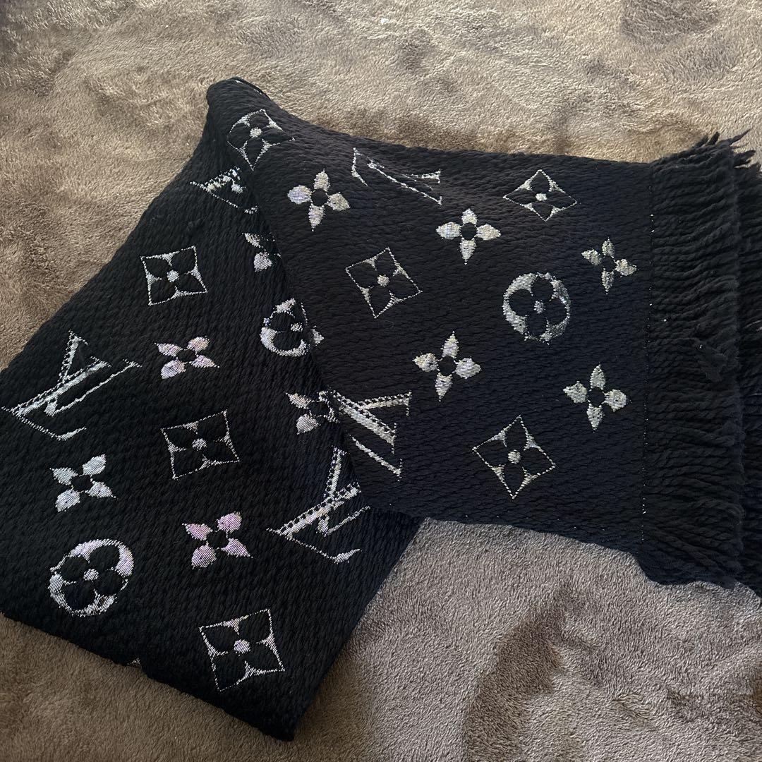 LOUIS VUITTON マフラー ロゴマニア ブラック
