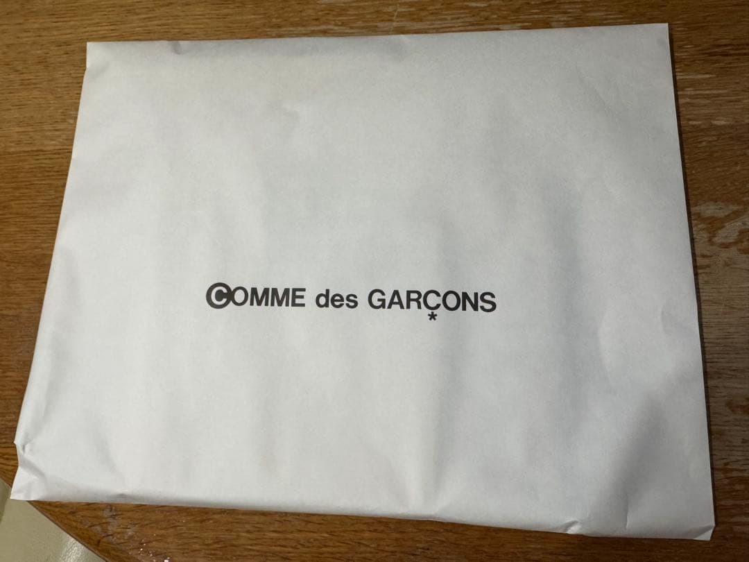 COMME des GARÇONS 2023年改装記念限定写真集　超レア未開封