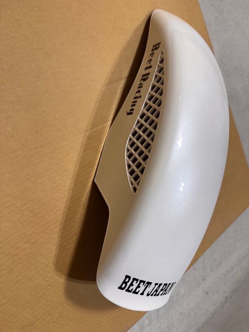 BEET JAPAN ホワイト フロントフェンダー BEET Racing風新品