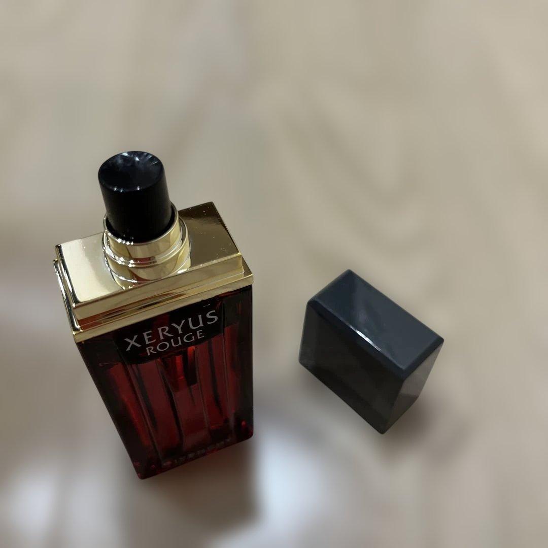 廃盤　ジバンシー　キセリュズ　ルージュ　オードトワレ　香水　50ml