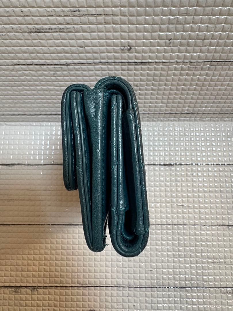 CHANEL 三つ折り財布　ラムスキン