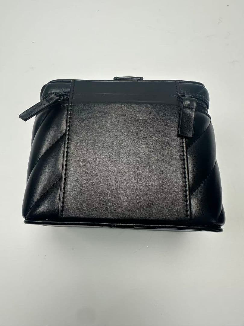 K*y様 イヴサンローラン ヴァニティポーチ YSL メイクボックス ショルダー