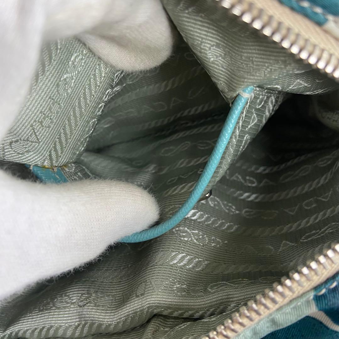 ✨PRADA✨　プラダ　 水玉模様 ショルダーバッグ