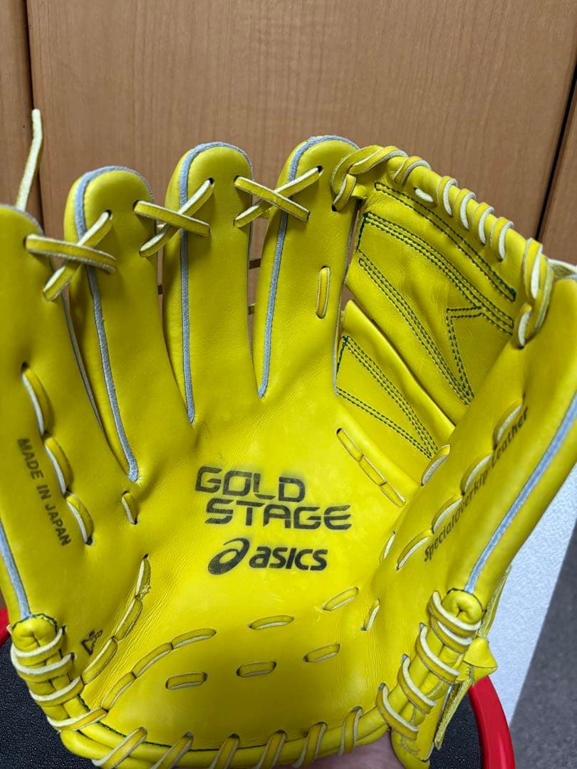 アシックス　ゴールドステージ硬式左投投手用グラブ