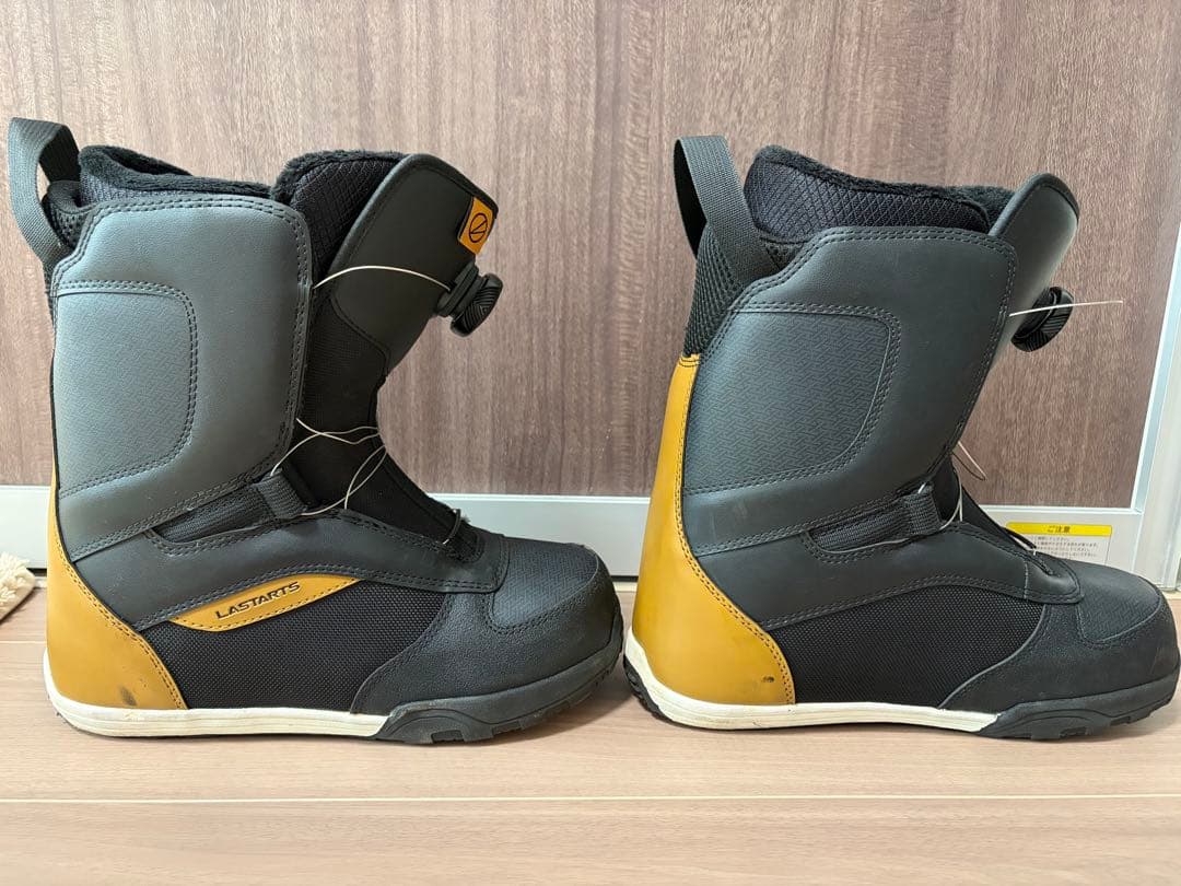 LASTARTS スノボードブーツ レディース　ボアシステム