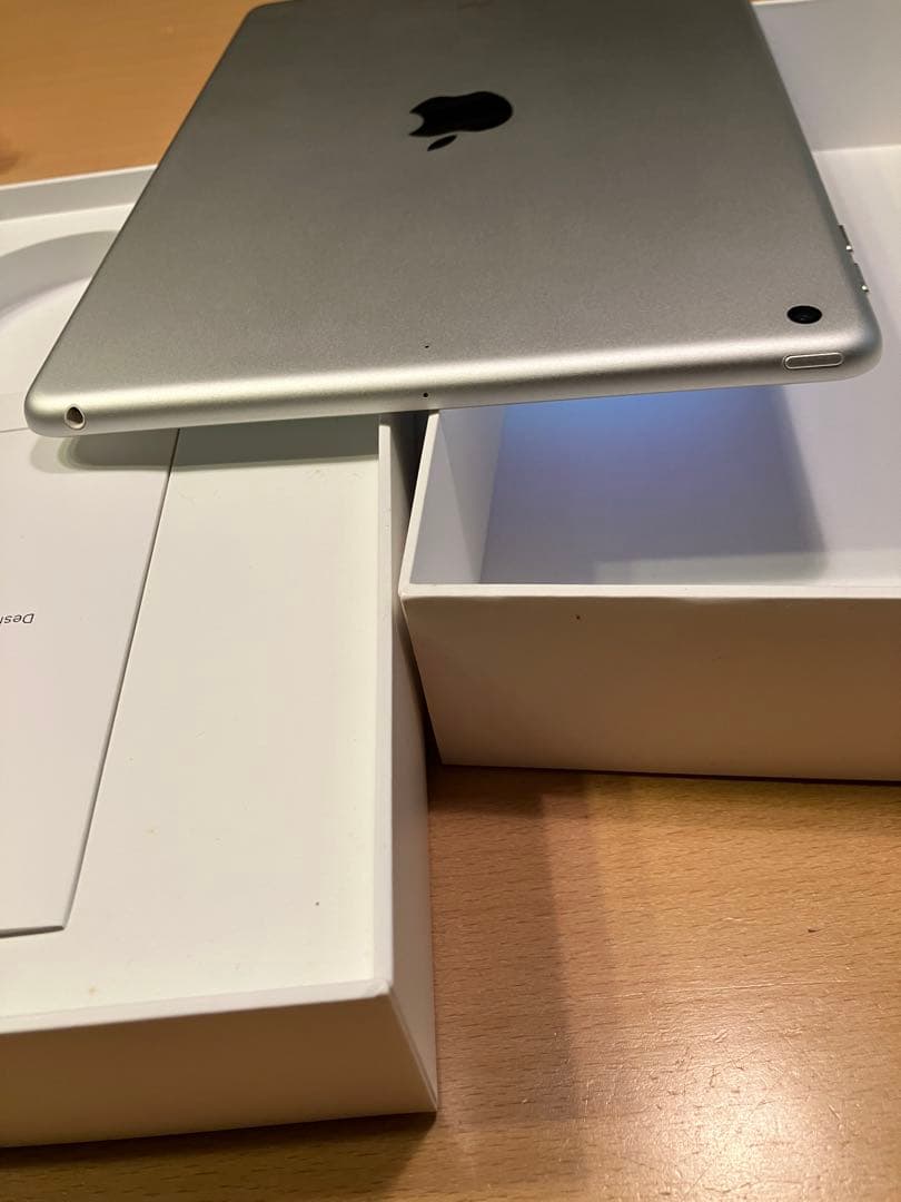 iPad 第6世代 32GB Wi-Fiモデル