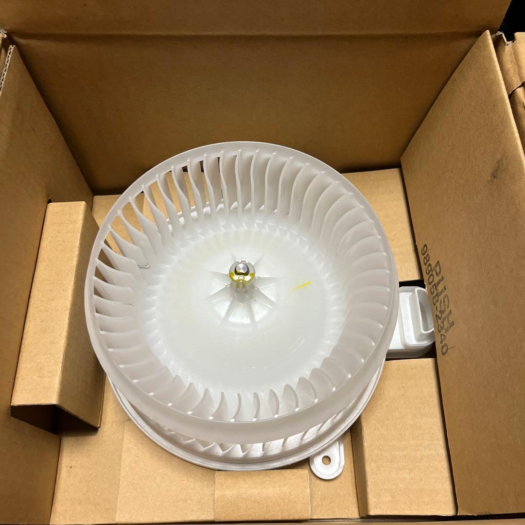 ブロアモーター クラウン マークX 87103-30400　デンソー製