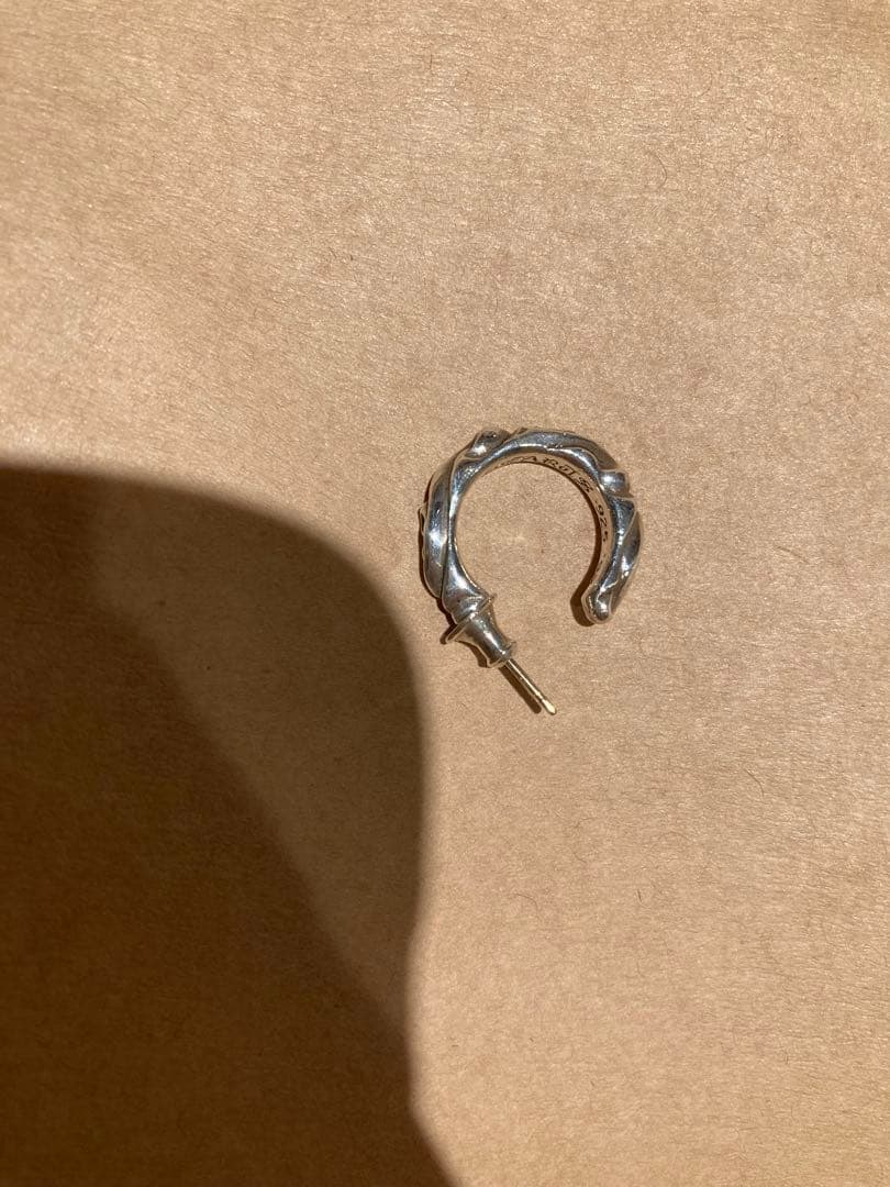 クロムハーツ　フープスクロール　ピアス(片耳用)