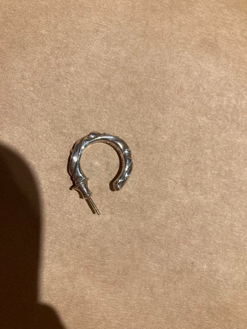 クロムハーツ　フープスクロール　ピアス(片耳用)