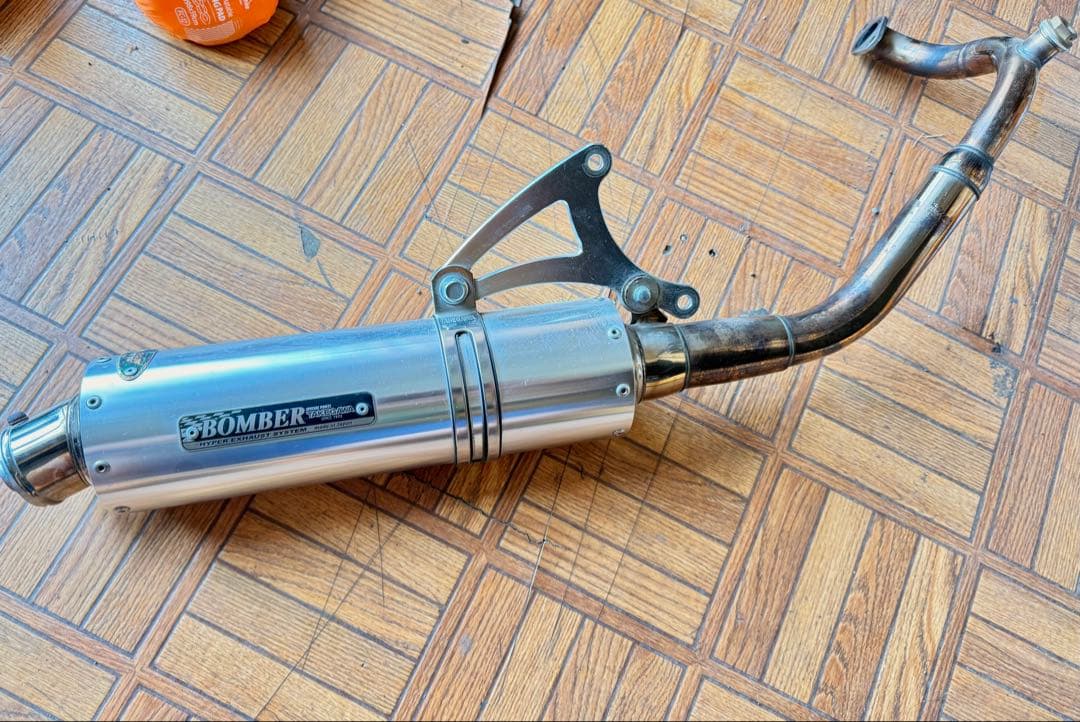 アドレスv125g K7 武川ボンバーマフラー