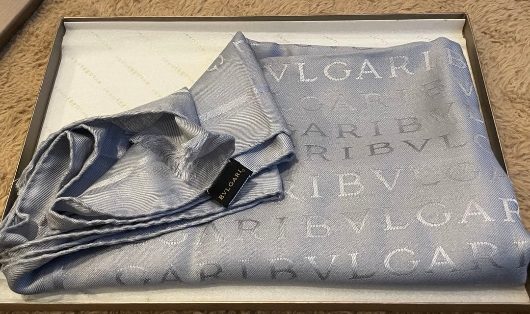 BVLGARI シルク ストール ライトブルー 箱付き