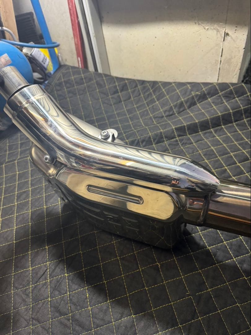 z900rs2025年純正マフラー未使用品　イエローボール