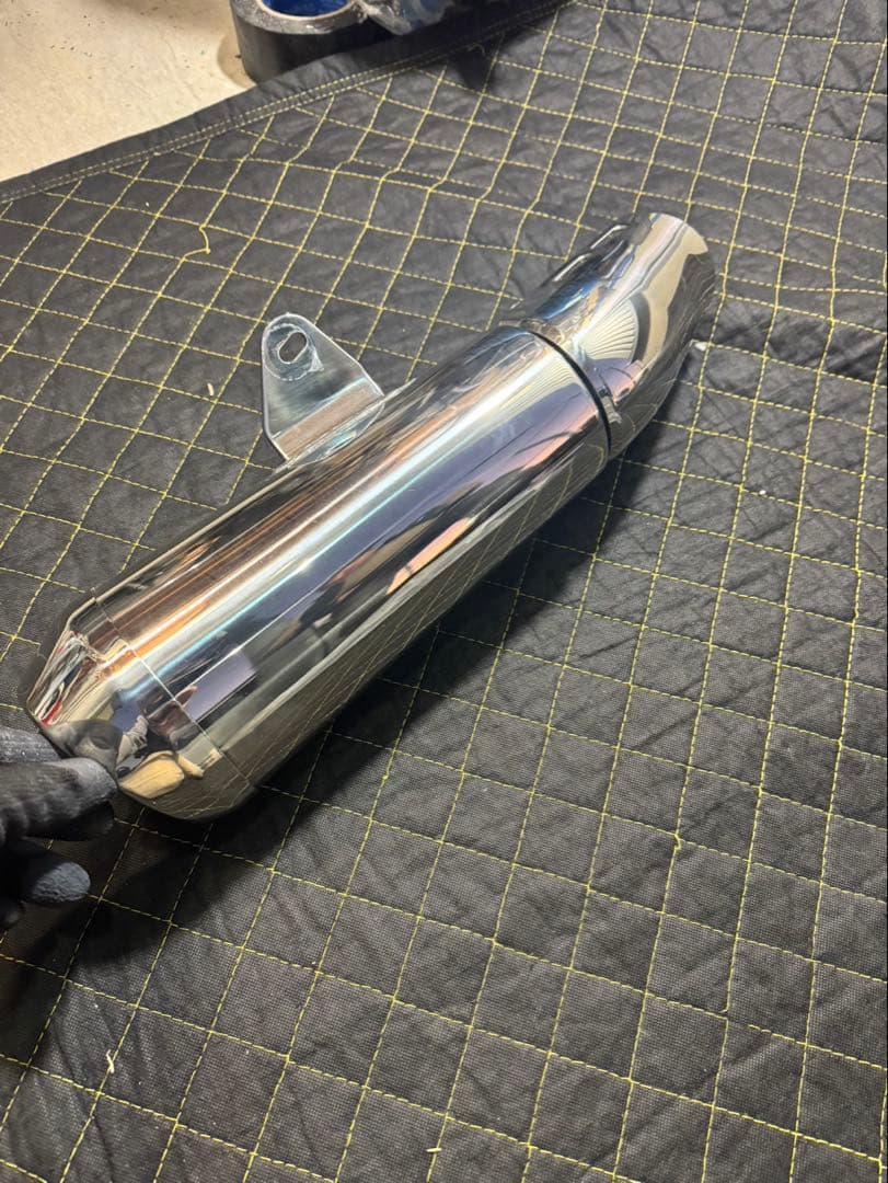 z900rs2025年純正マフラー未使用品　イエローボール