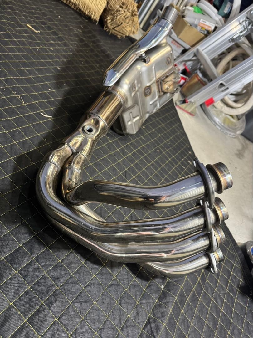 z900rs2025年純正マフラー未使用品　イエローボール