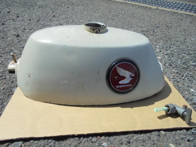 ホンダ　Z50M　モンキー　中期　角タンク　本物　レストアベース　補修　塗装用