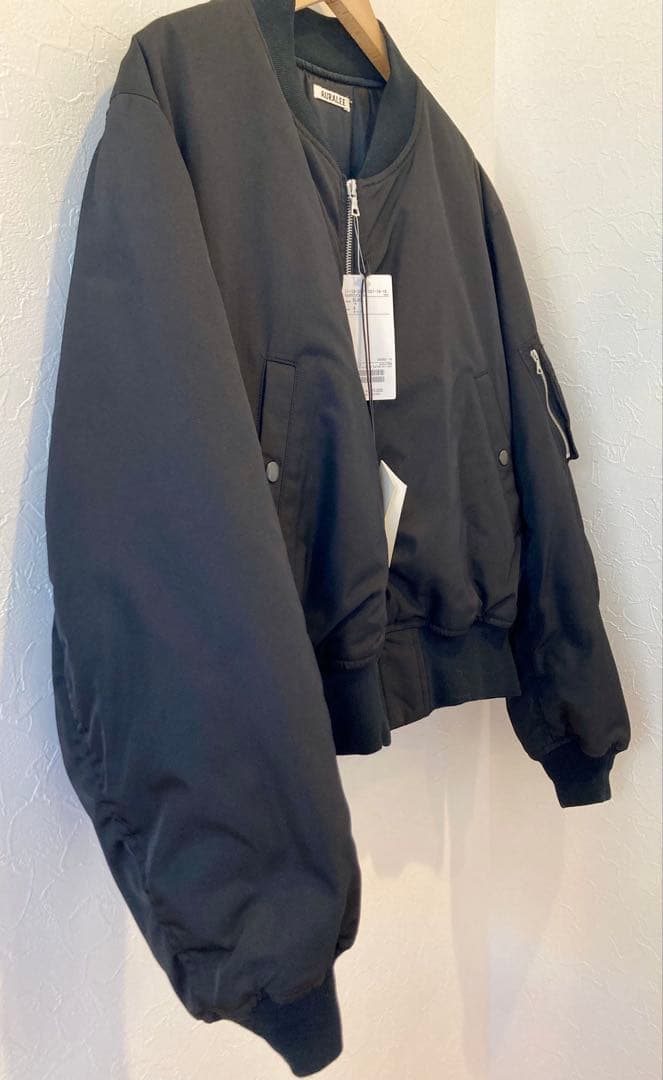 オーラリーHIGHDENSITY SILKTWILLFLIGHT BLOUSON