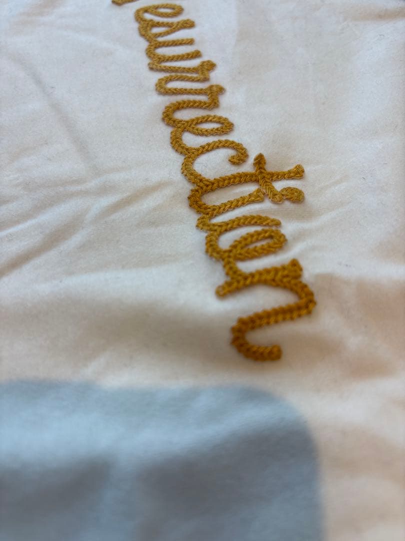 Resurrection 刺繍 ホワイト長袖 タートルネック