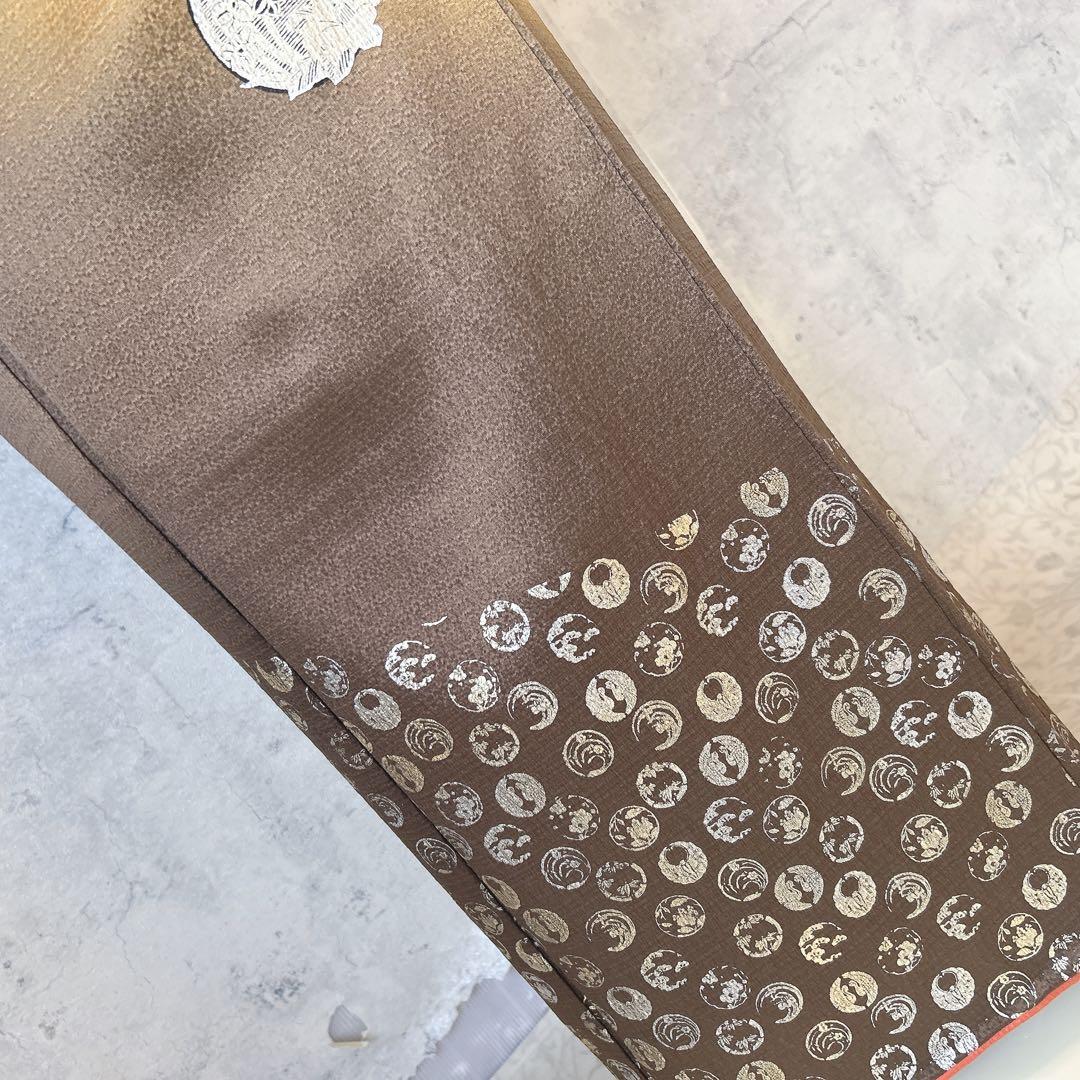 訪問着フルセット　着物　正絹　家紋　かっこいい　茶色　ゴールド