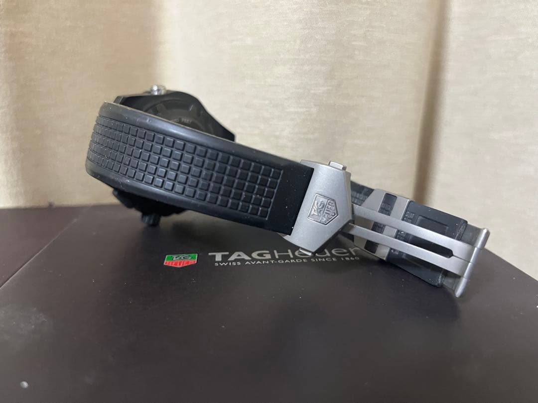 タグホイヤー　アクアレーサー　caj2180