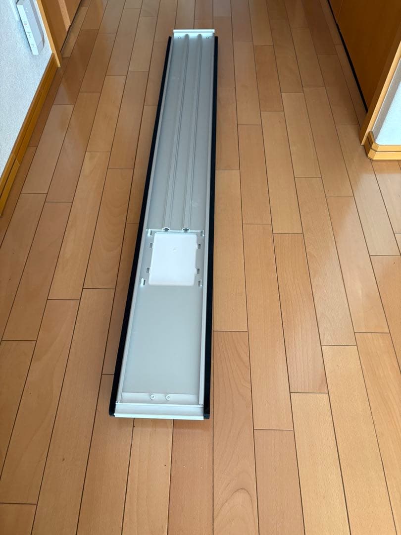 アイリスオーヤマロングマパネル　IPAM-AL200