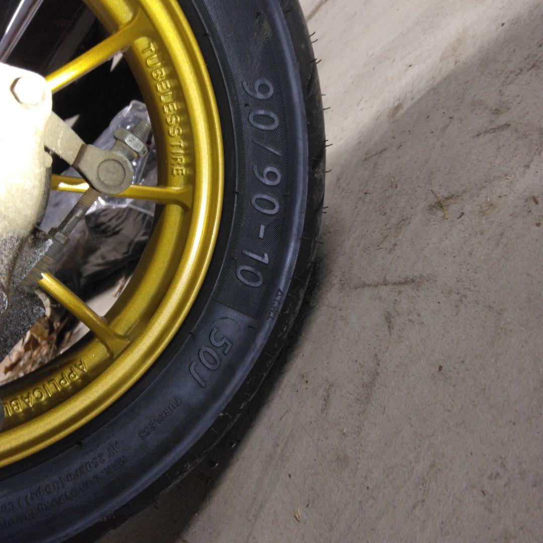 ②リア　10インチホイール　タイヤ　　ホンダライブディオZX