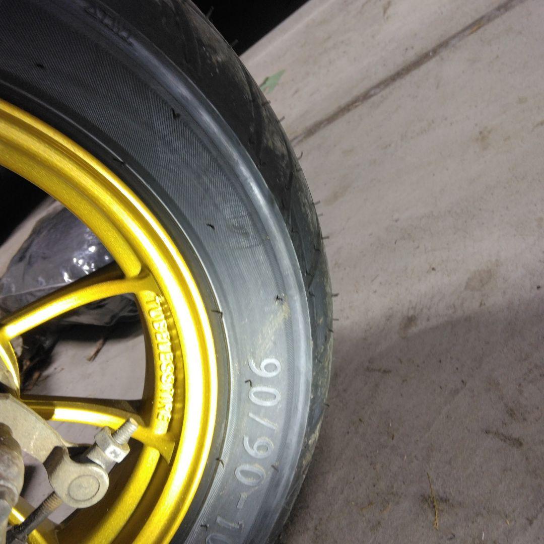 ②リア　10インチホイール　タイヤ　　ホンダライブディオZX