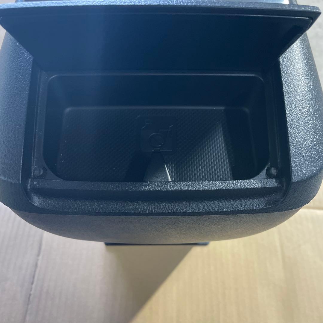 30ヴェルファイア　センターコンソール　ゴールデンアイズ