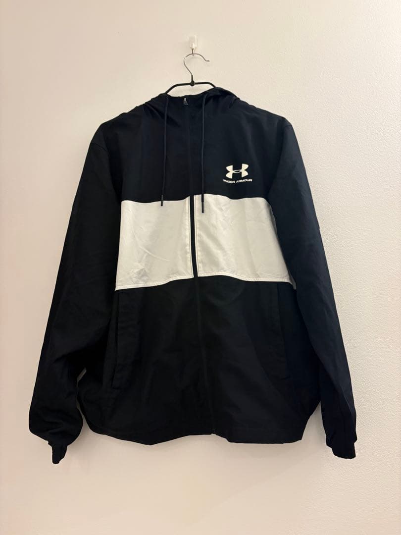 Under Armour ウィンドブレーカー LG 上下セット