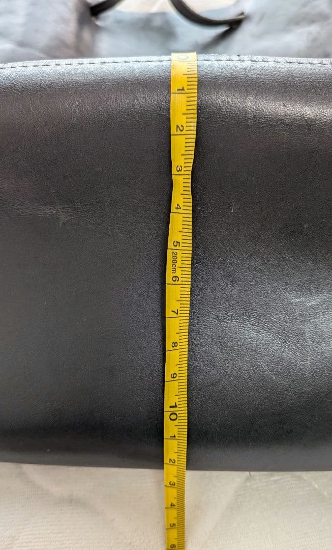 白*身様 イルビゾンテ　バッグ　黒　ショルダーバック