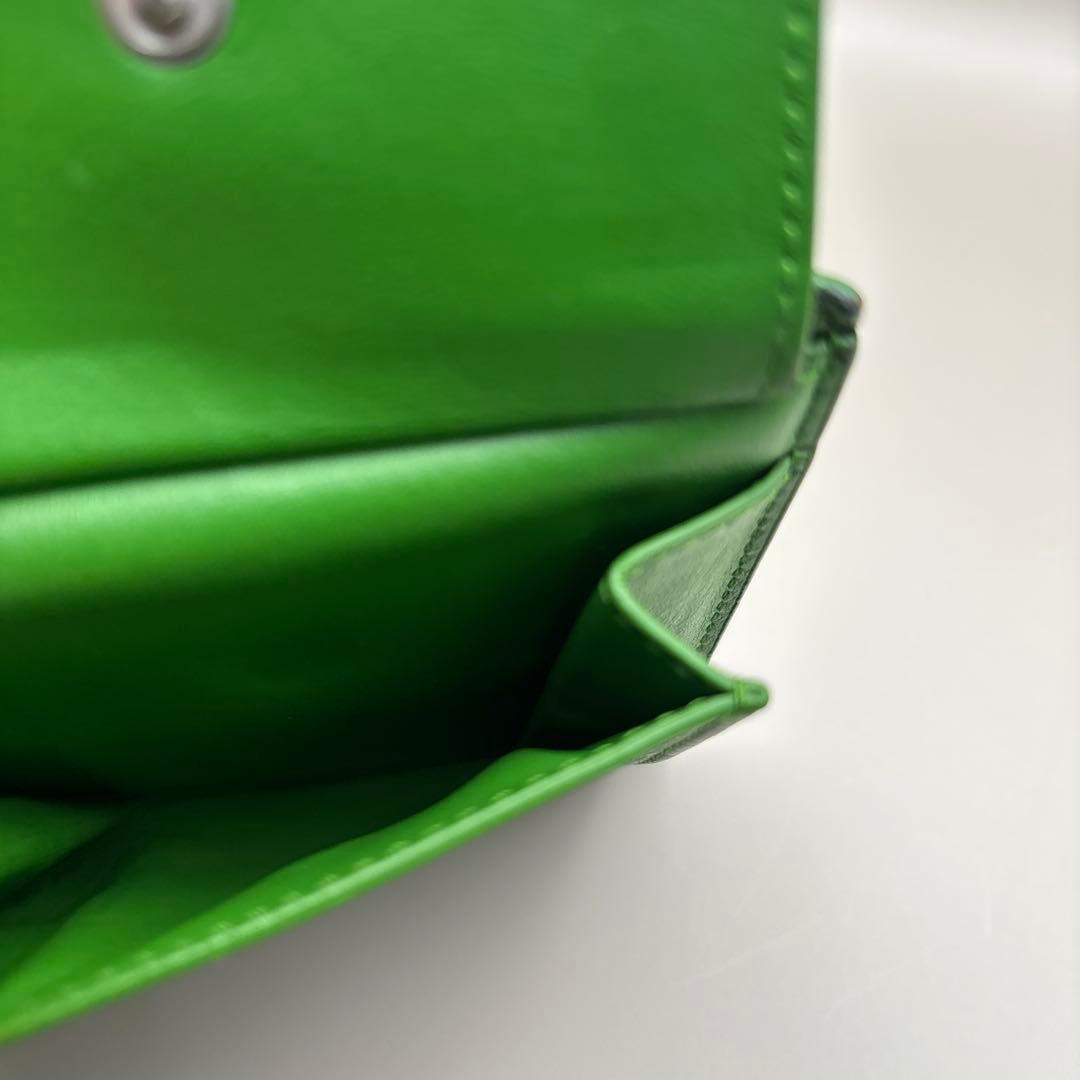 ◆正規品◆近年モデルボッティガヴェネタ二つ折りサイフグリーン