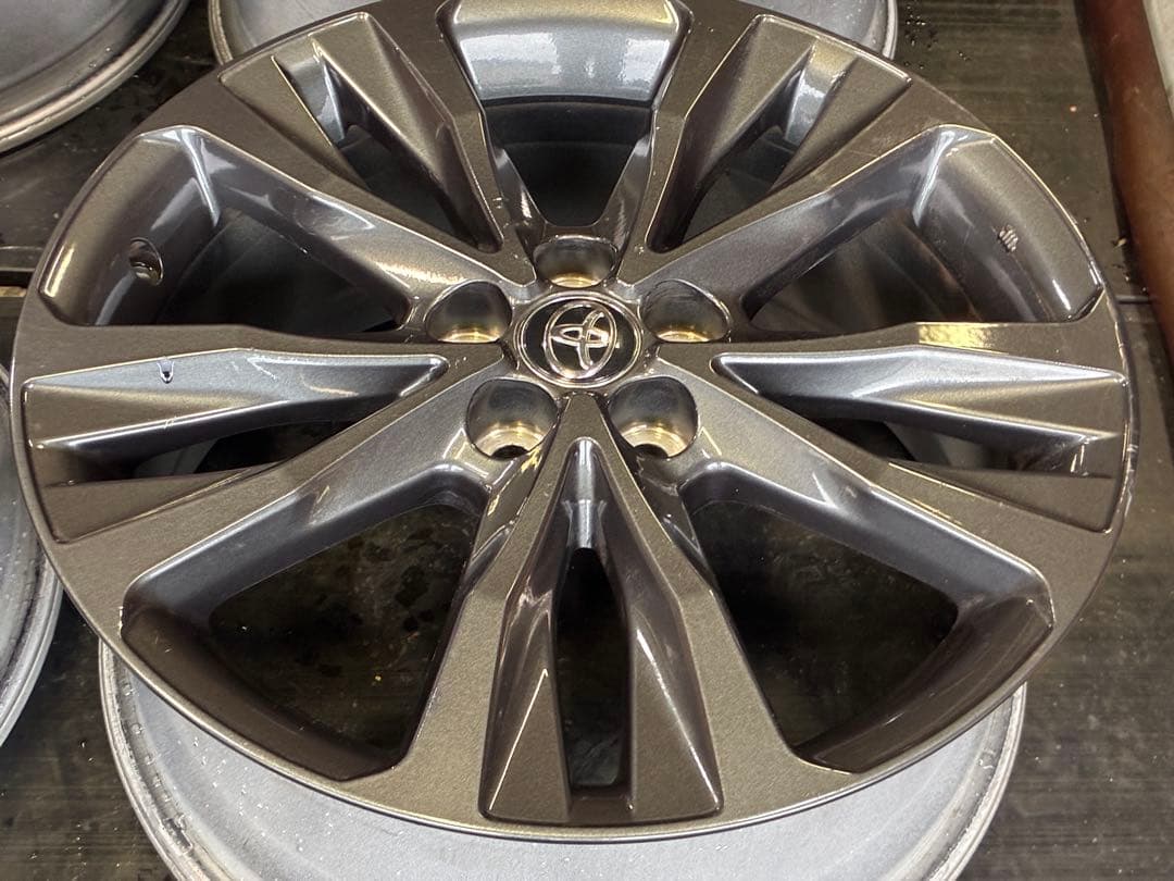 カローラツーリング W/B 7.5-17インチ プリウス ハチロク 純正流用