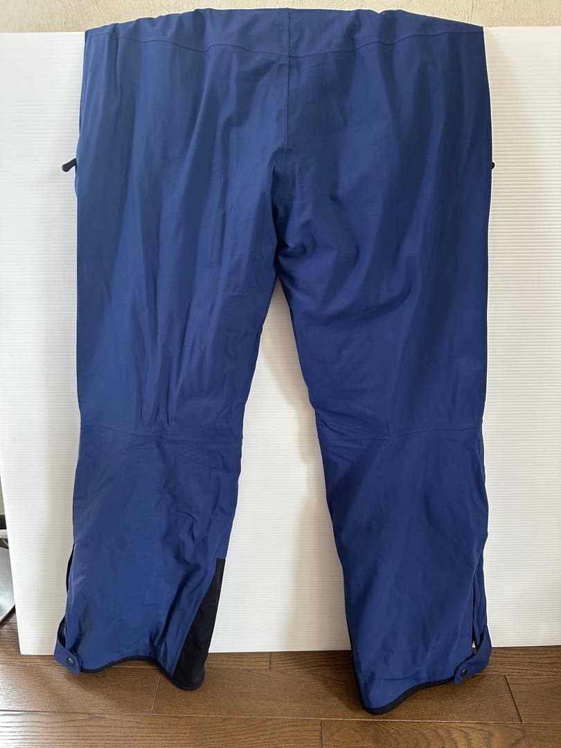 Phenixフェニックス スキーウェア上下 M ネイビー 4ウエイストレッチ