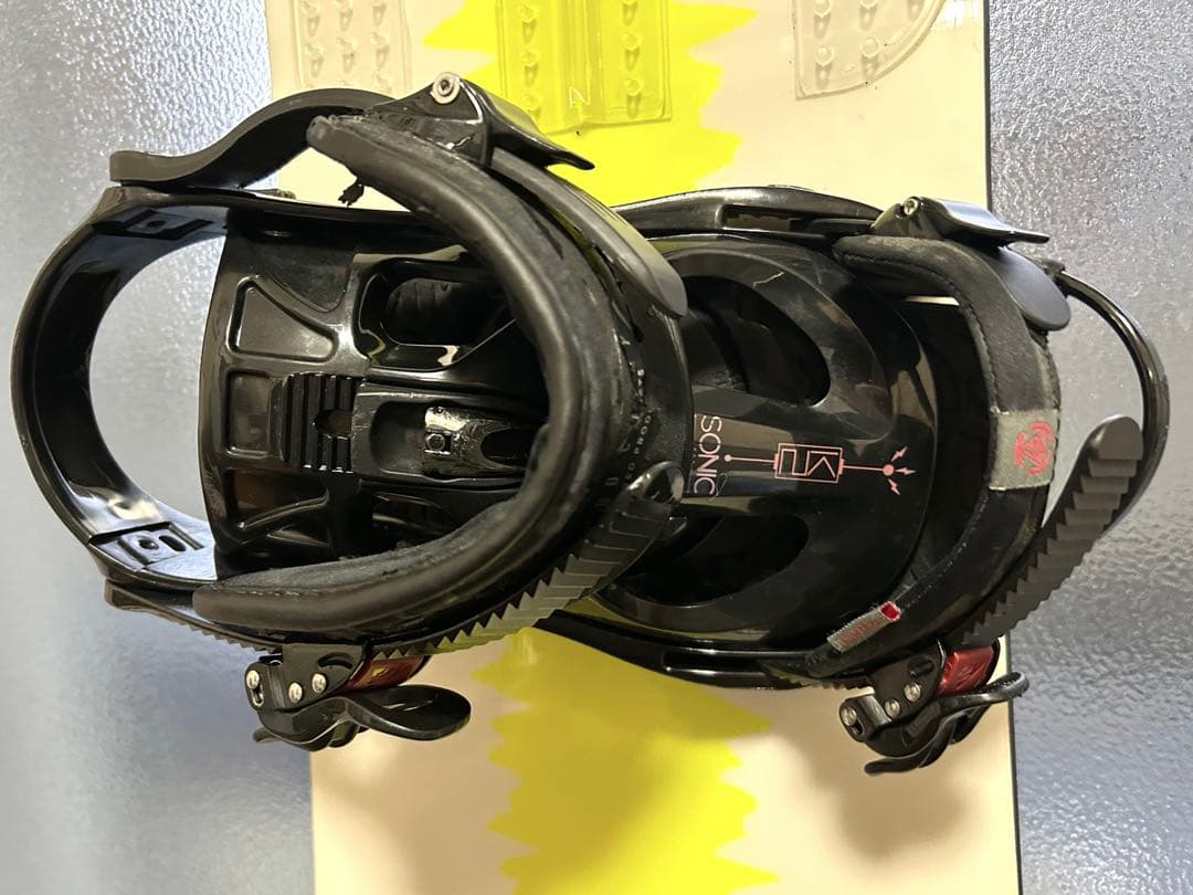 中古　SLEEP WALKER スノーボード 板145W バインディング付き