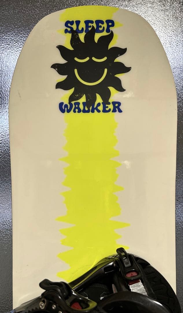 中古　SLEEP WALKER スノーボード 板145W バインディング付き